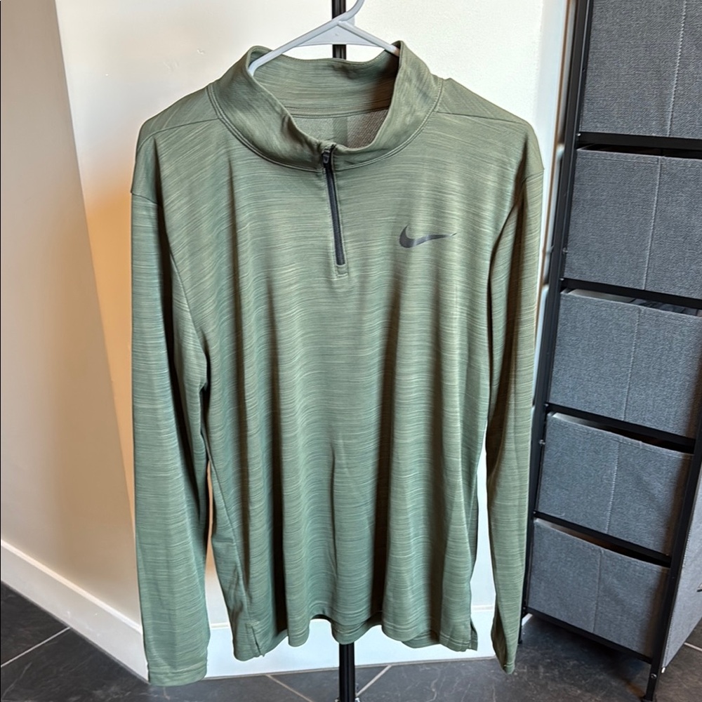 Nike 1/4 Zip Pullover